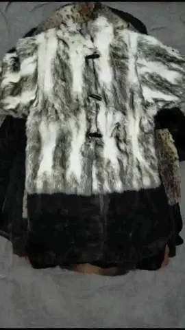 CR423 Mixed Fur Jackets