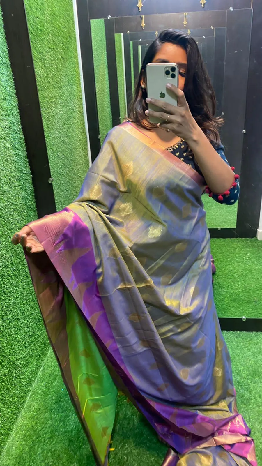 Silver grey dual shaded silk saree with blouse