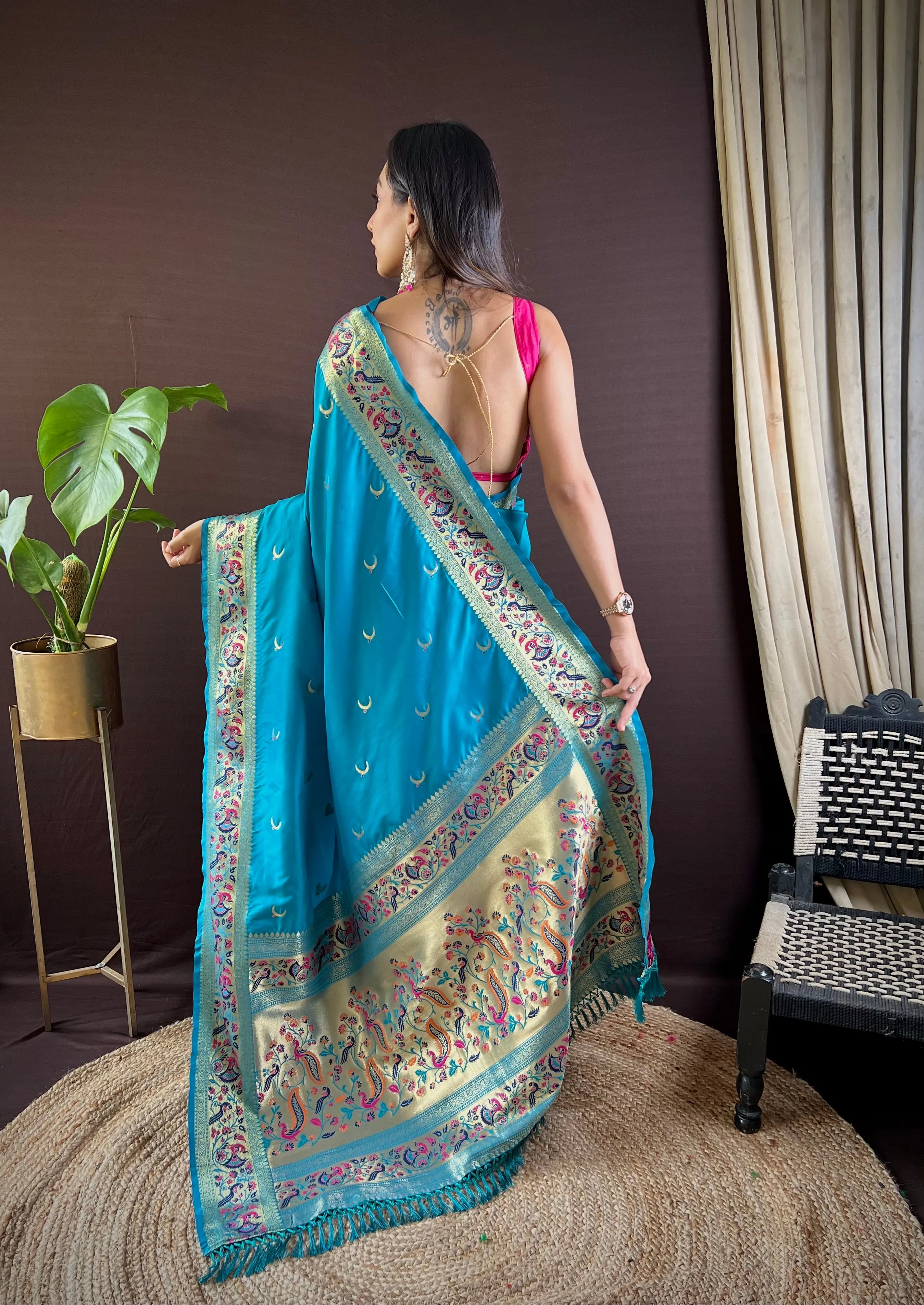 Women Party Wear Designer Heavy Jari Worked Paithani Silk Saree With Un Stitched Blouse