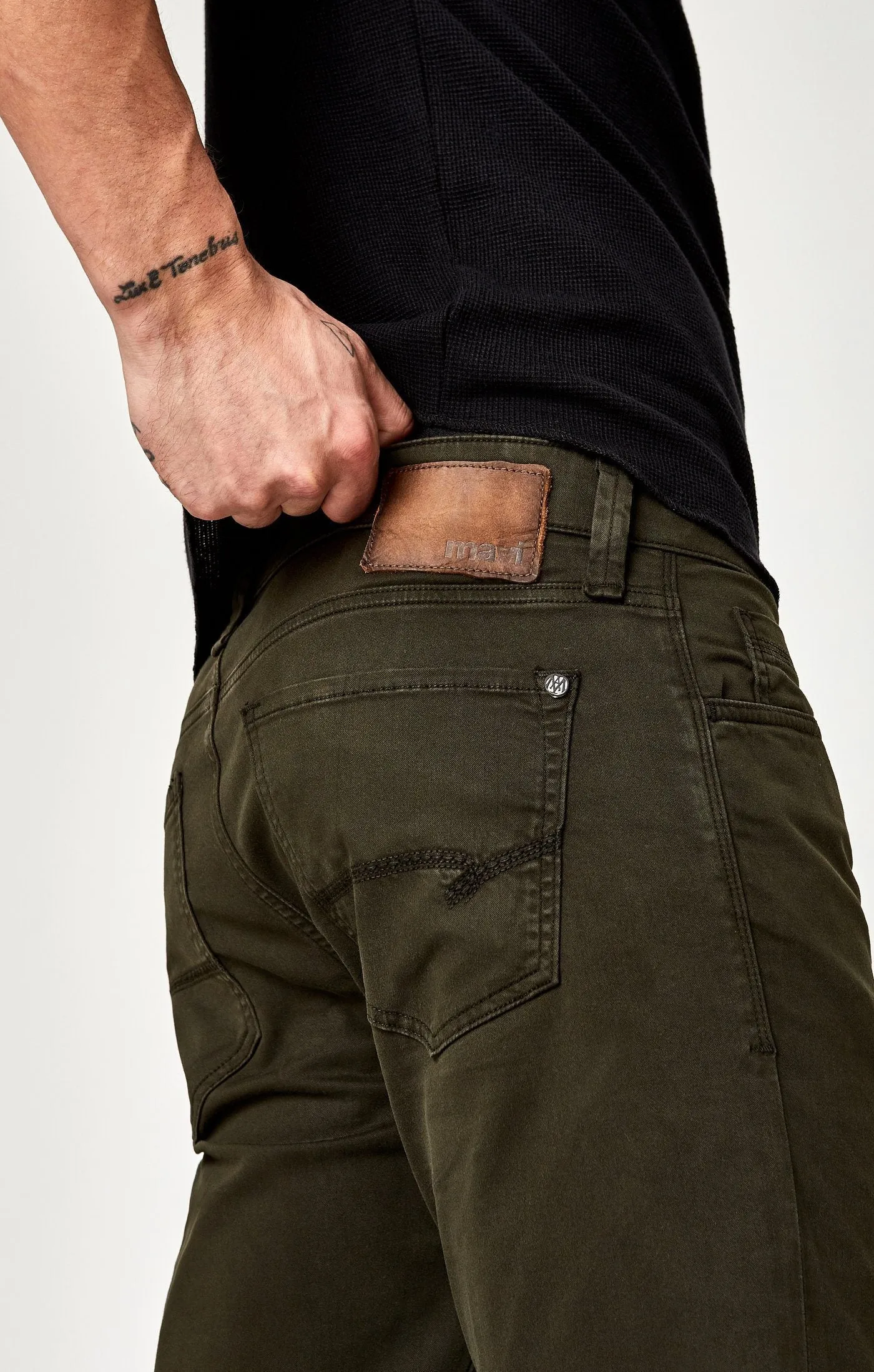 ZACH STRAIGHT LEG IN DARK GREEN TWILL